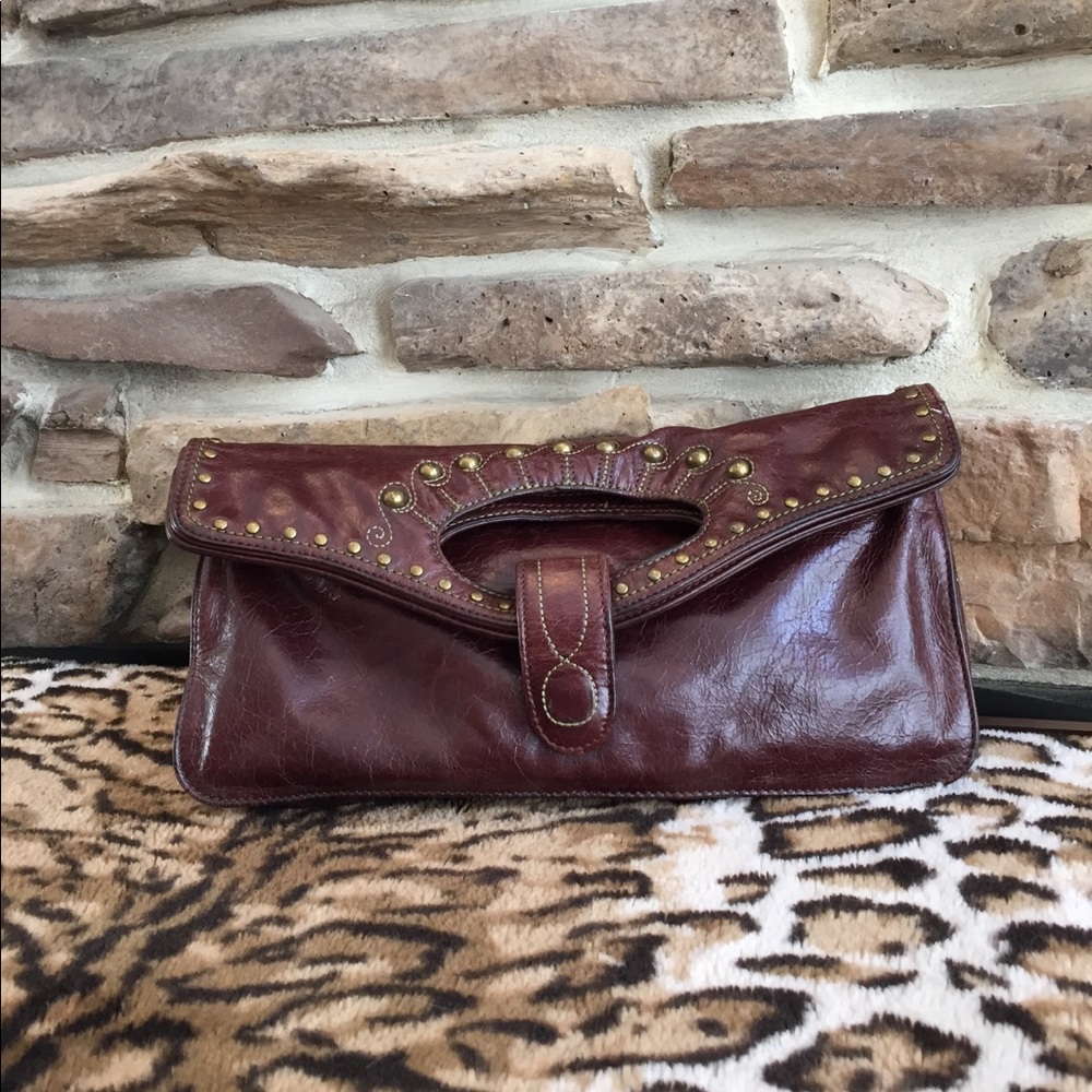 HOBO Clutch